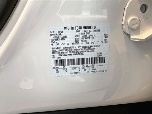 Used 2025 Ford Explorer ST-Line image 33