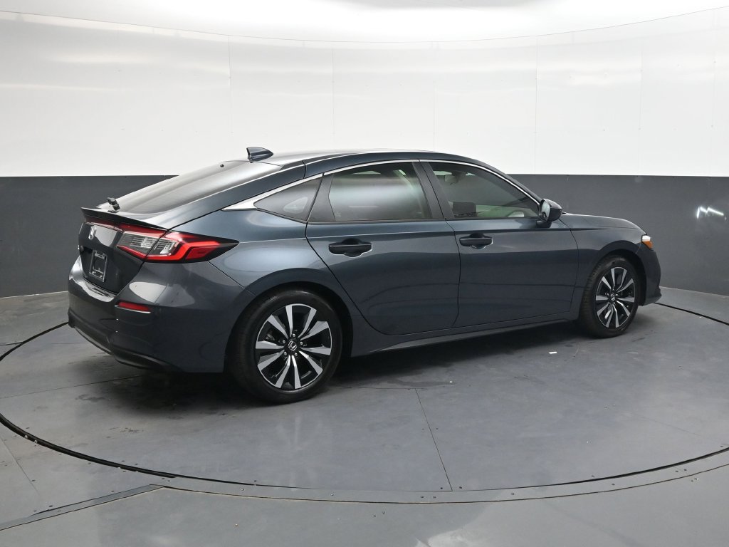 Certified 2024 Honda Civic EX-L image 4