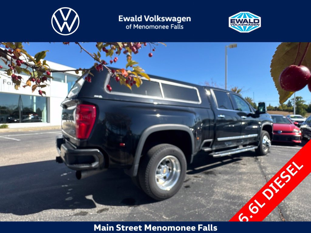 Used 2024 Chevrolet Silverado 3500 High Country w/ High Country Premium Package AWD/4WD image 7