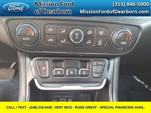 Used 2019 GMC Terrain SLT w/ Preferred Package image 21