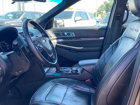 Used 2016 Ford Explorer Platinum AWD/4WD image 12