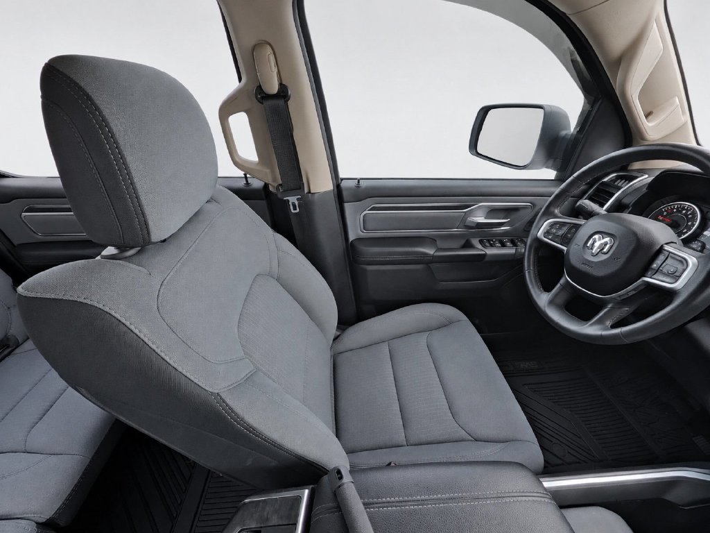 Used 2019 RAM 1500 Big Horn AWD/4WD image 22
