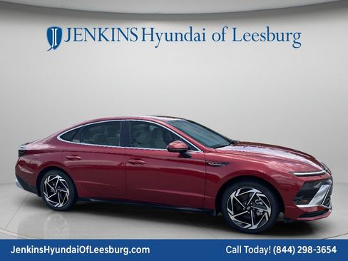 New 2026 Hyundai Sonata Blue FWD image 2