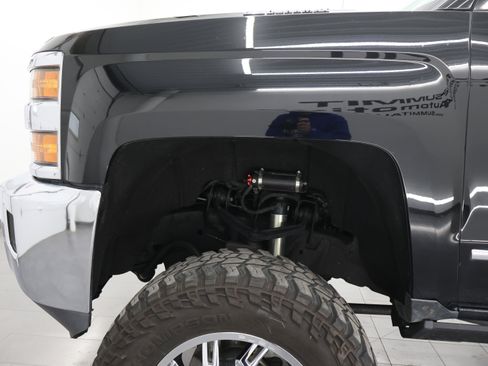 Used 2018 Chevrolet Silverado 2500 LTZ w/ Duramax Plus Package image 31