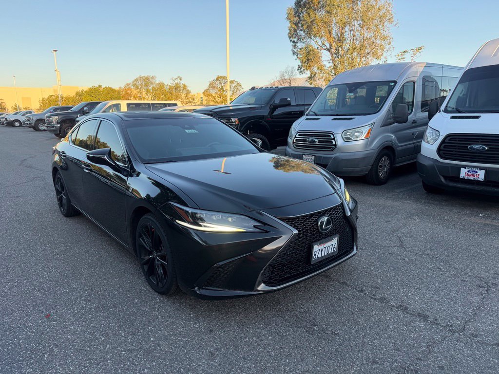 Used 2022 Lexus ES 350 F Sport w/ Accessory Package 2 FWD image 2