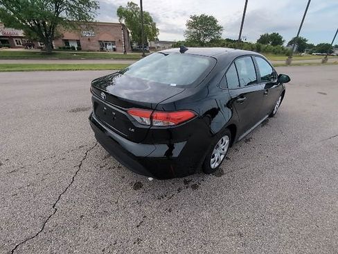 Certified 2025 Toyota Corolla LE w/ Convenience Package FWD image 5