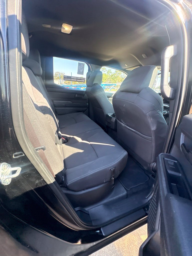 Used 2025 Toyota Tacoma SR5 AWD/4WD image 4