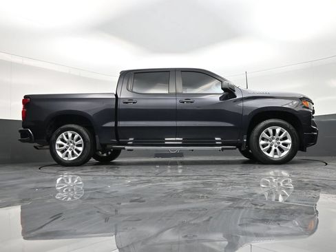 Used 2023 Chevrolet Silverado 1500 Custom RWD image 22