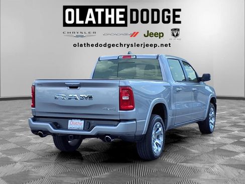 Used 2025 RAM 1500 Big Horn AWD/4WD image 25