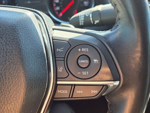 Used 2019 Toyota Camry XSE image 16