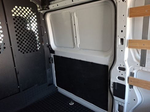 Used 2025 RAM ProMaster 2500 w/ U-Haul Equipment Group FWD image 18