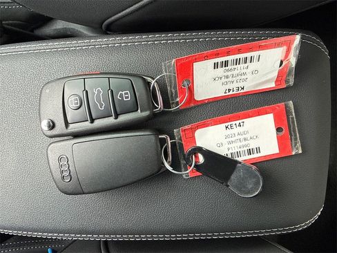 Used 2023 Audi Q3 2.0T Premium Plus w/ Premium Plus Package image 4