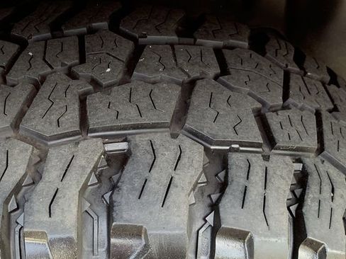 Used 2023 Jeep Wrangler Unlimited Sahara w/ Cold Weather Group image 35