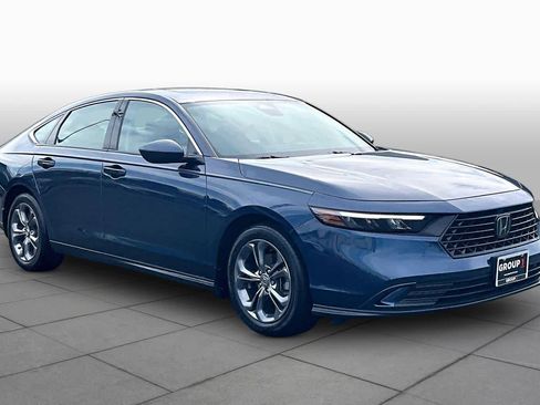 Used 2024 Honda Accord EX image 3