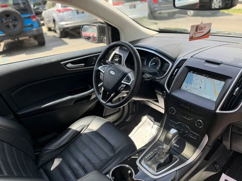 Used 2016 Ford Edge SEL w/ Equipment Group 201A AWD/4WD image 29