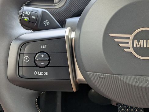 New 2026 MINI Cooper 4-Door Hardtop FWD image 16