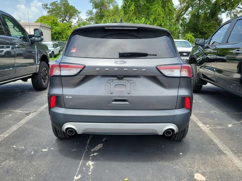 Used 2022 Ford Escape SE w/ Convenience Package FWD image 5