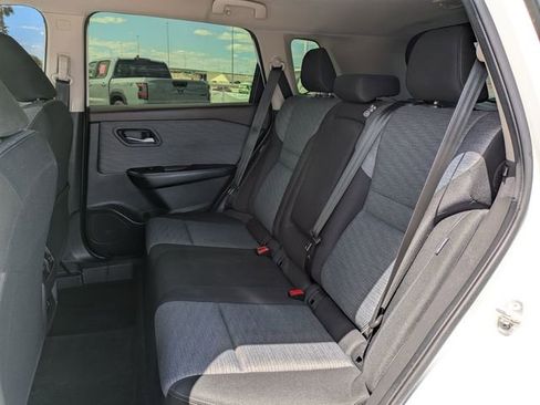 Certified 2023 Nissan Rogue SV FWD image 14