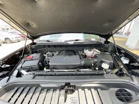 Certified 2024 Chevrolet Silverado 1500 LTZ AWD/4WD image 30