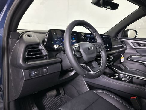 New 2026 Chevrolet Traverse LT w/ Midnight/Sport Edition image 45