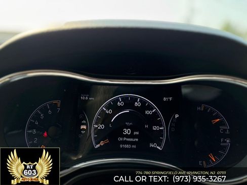 Used 2019 Jeep Grand Cherokee Limited AWD/4WD image 20