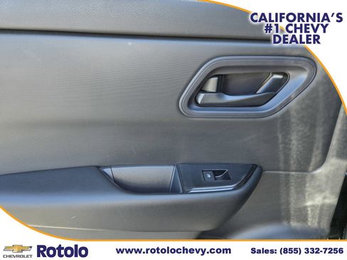 Used 2024 Nissan Rogue S AWD/4WD image 15