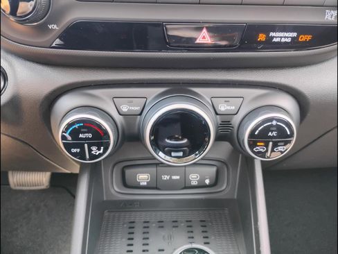 New 2026 Hyundai Venue SEL FWD image 24