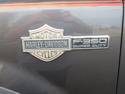Used 2004 Ford F350 Harley-Davidson image 13