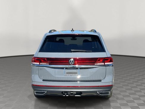 New 2026 Volkswagen Atlas SE FWD image 4