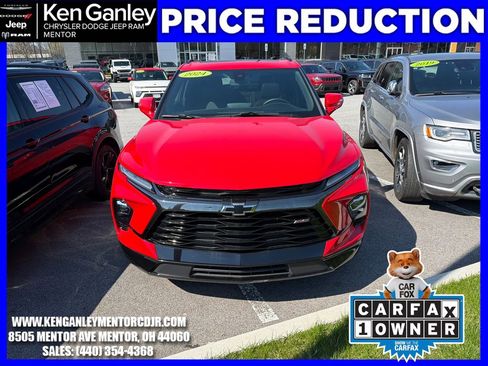 Used 2024 Chevrolet Blazer RS w/ Enhanced Convenience Package AWD/4WD image 2