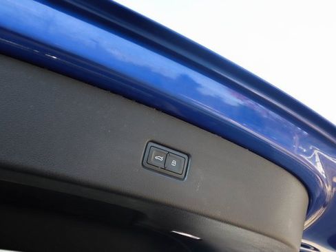 Used 2022 Audi SQ5 Premium Plus w/ Premium Plus Package image 48