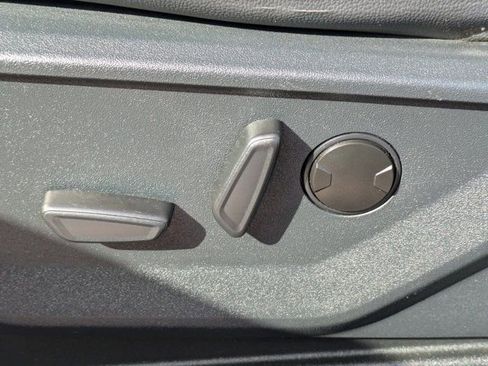 Used 2025 Ford F350 Lariat image 15