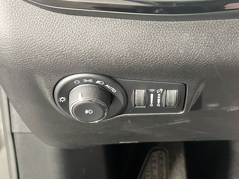 Used 2022 Jeep Compass Trailhawk w/ Trailhawk Elite Group image 10