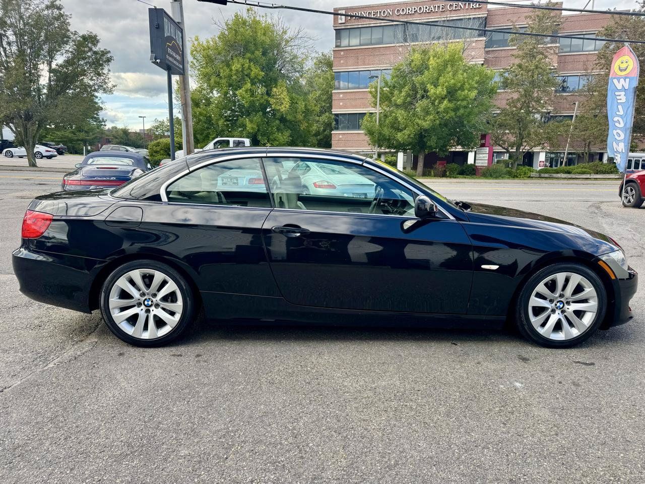 Used 2011 BMW 328i Convertible RWD image 11