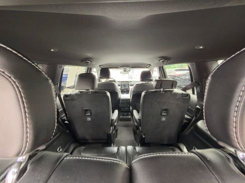 Used 2021 Jeep Grand Cherokee L Laredo AWD/4WD image 17