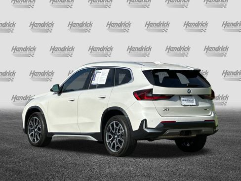 Used 2025 BMW X1 xDrive28i w/ Premium Package image 7