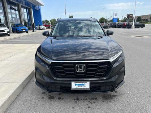 Used 2024 Honda CR-V LX image 7