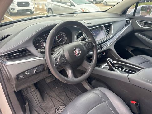 Used 2020 Buick Enclave Essence w/ Sport Touring Edition FWD image 12