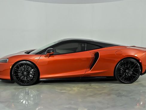 Used 2023 McLaren GT RWD image 7