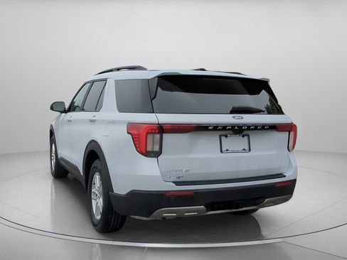 New 2026 Ford Explorer Active image 21