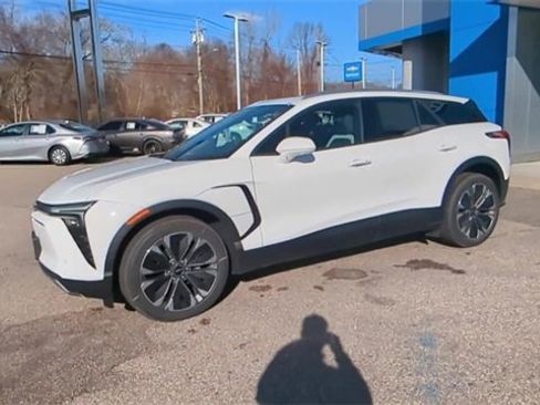 New 2025 Chevrolet Blazer EV LT w/ Super Cruise Package image 4