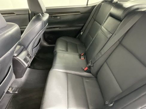 Used 2018 Lexus ES 350 w/ Navigation System Package image 11
