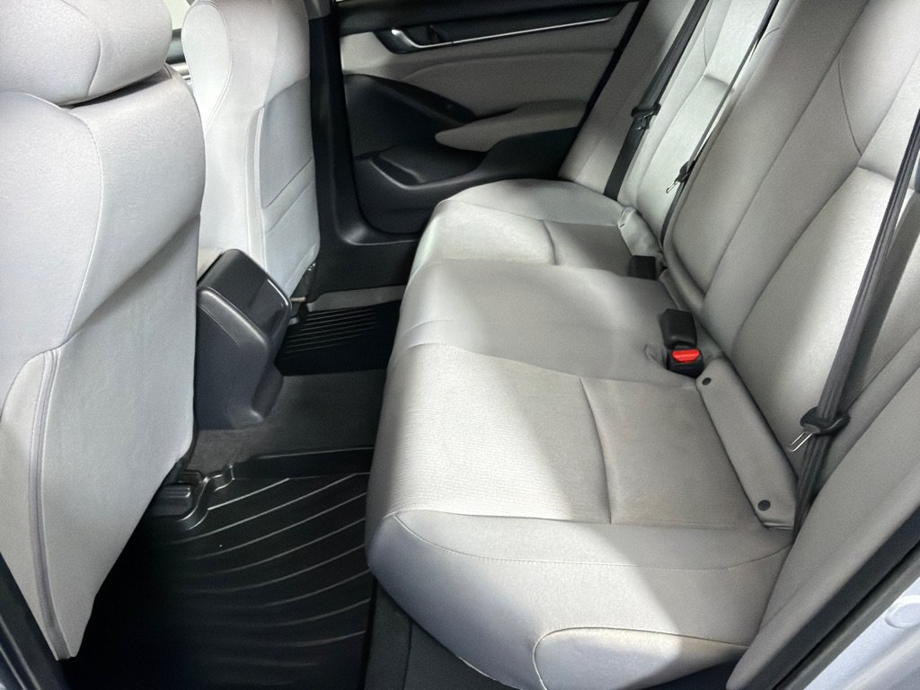 Used 2018 Honda Accord LX image 14