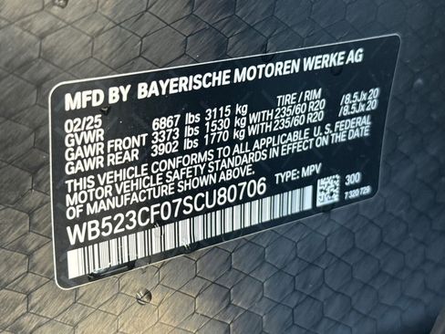 Used 2025 BMW iX xDrive50 AWD/4WD image 22