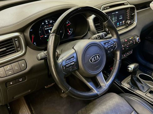 Used 2016 Kia Sorento SX w/ SXL Technology Package AWD/4WD image 18