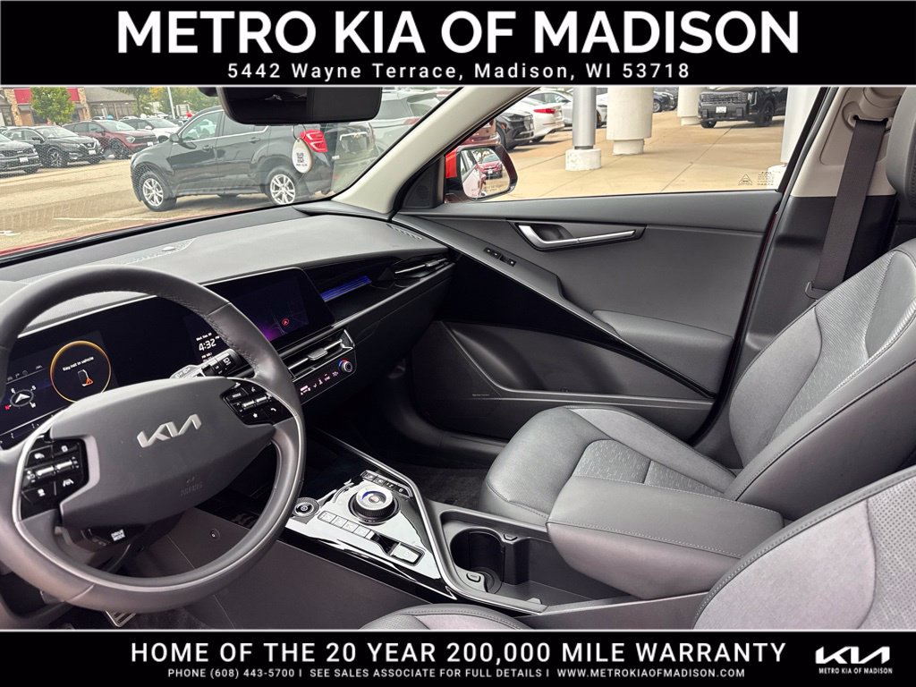 Used 2023 Kia Niro Wave w/ Wave Preserve Package FWD image 15
