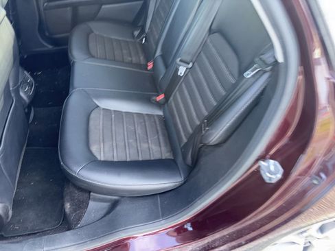 Used 2017 Ford Fusion SE w/ Equipment Group 201A image 29