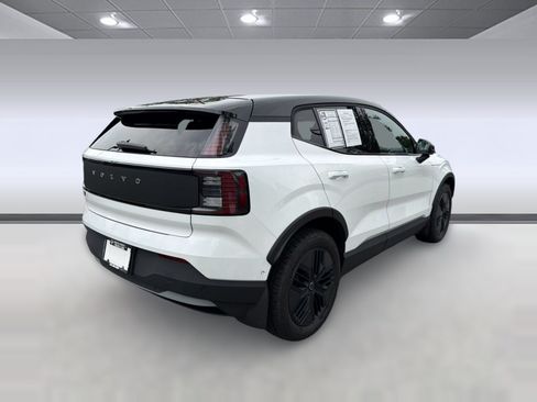 Certified 2026 Volvo EX30 Cross Country Ultra w/ Protection Package Premier AWD/4WD image 9