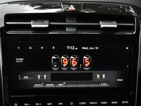 Used 2022 Hyundai Tucson Limited FWD image 18