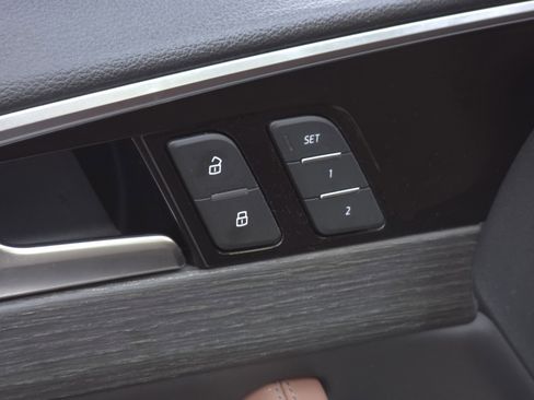 Used 2021 Audi A4 2.0T Premium Plus w/ Premium Plus Package image 14